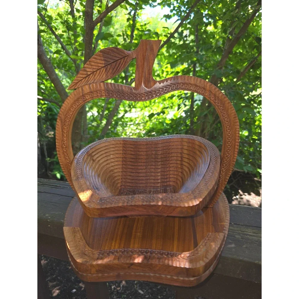 Vintage‎ Hand-Carved Collapsible Wooden Apple Fruit Basket & Trivet